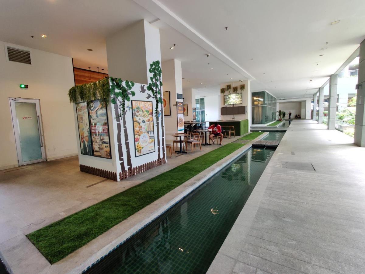 Starsbed Klcc Skyview Roof Pool Hostel กัวลาลัมเปอร์ ภายนอก รูปภาพ